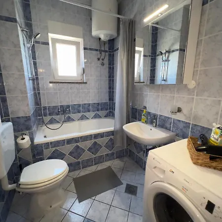 Lilly Apartment, 3 Min Beach, 10 Min Center Daire