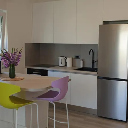 Lilly Apartment, 3 Min Beach, 10 Min Center *