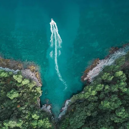 Lilly Apartment, 3 Min Beach, 10 Min Center Apartman *